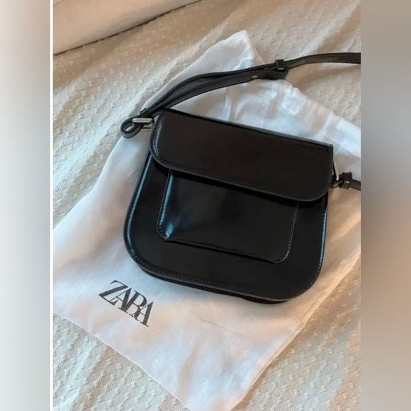 Zara Handbags - Zara Black Faux Leather purse